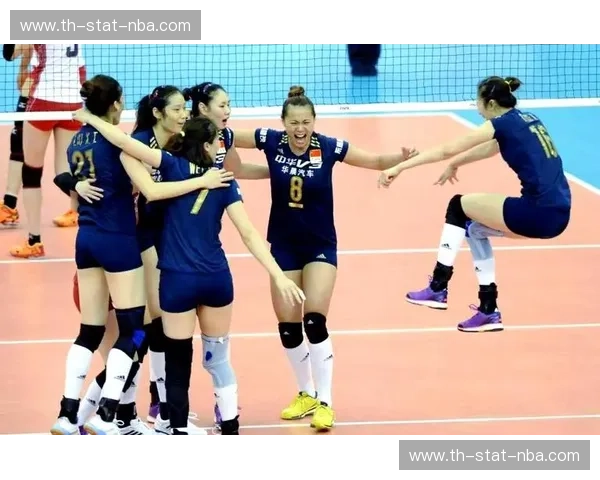 王者之争：土耳其女排与中国女排的巅峰对决，谁能问鼎世界排坛？